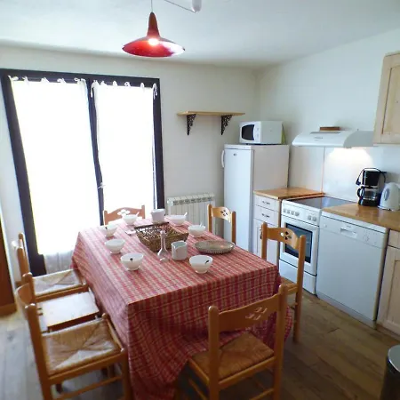 3 Pieces, 8 Pers, Animaux Admis - Fr-1-594-37 Apartment